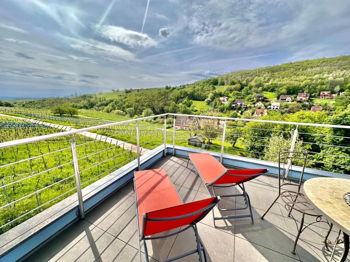 Janea Deep Red House Villa Reichsfeld Exterior photo