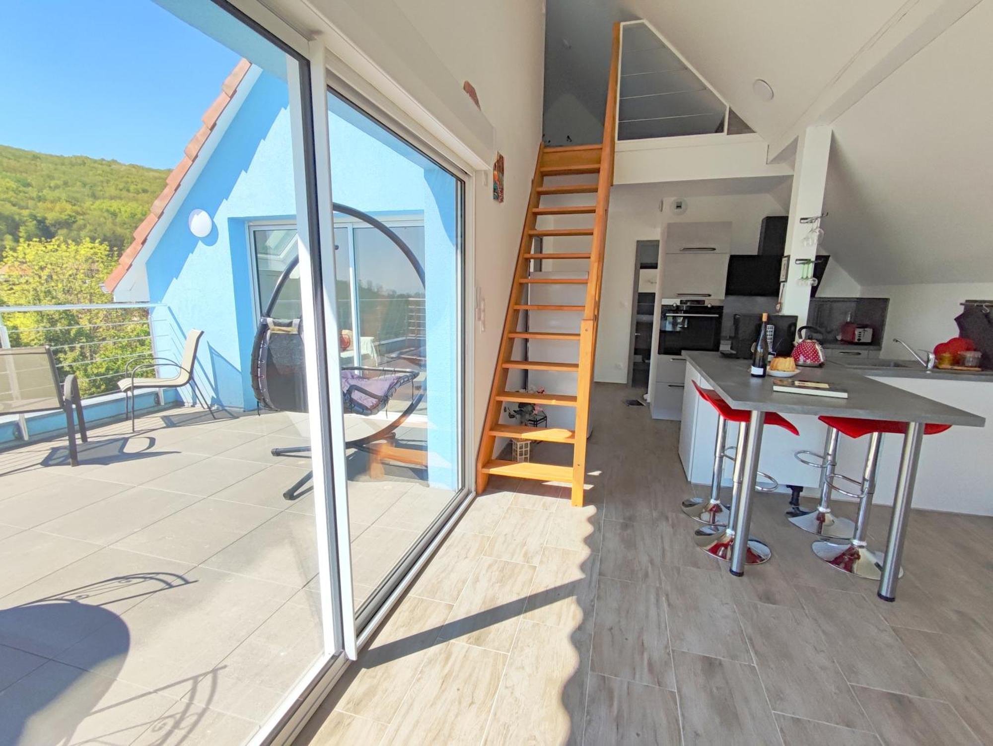 Janea Deep Red House Villa Reichsfeld Exterior photo